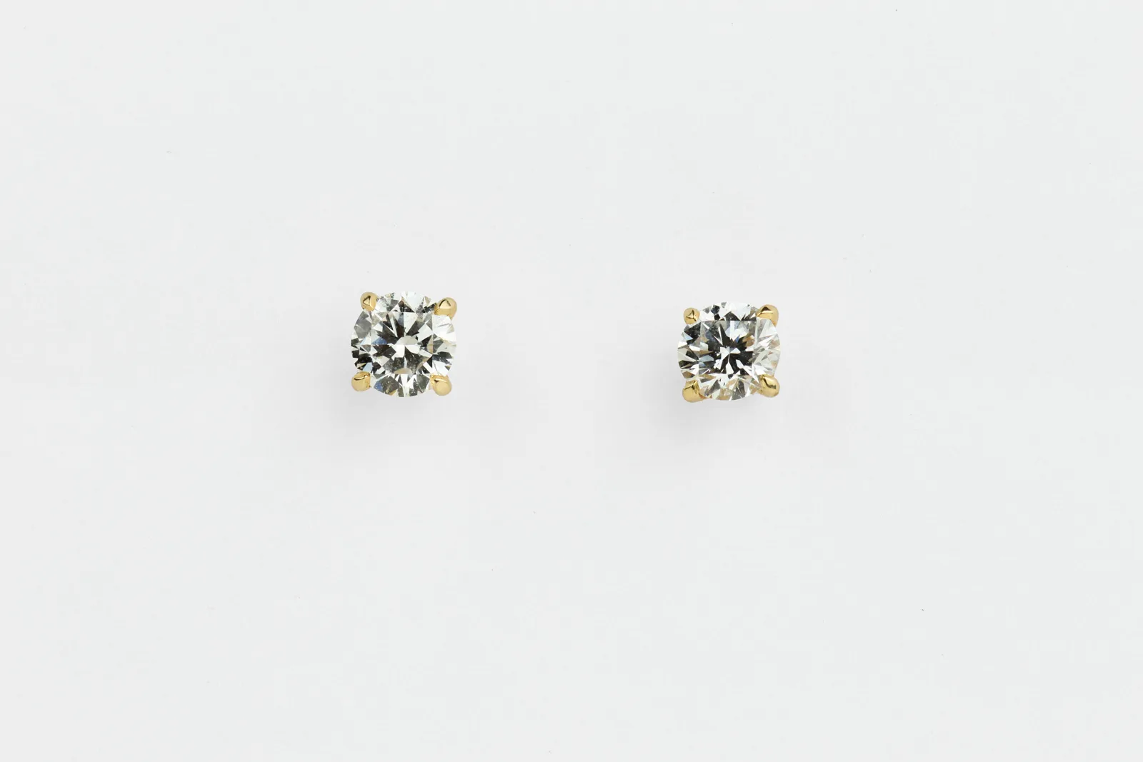 Lab Diamond Stud Solitaire Earrings in 9ct Yellow Gold