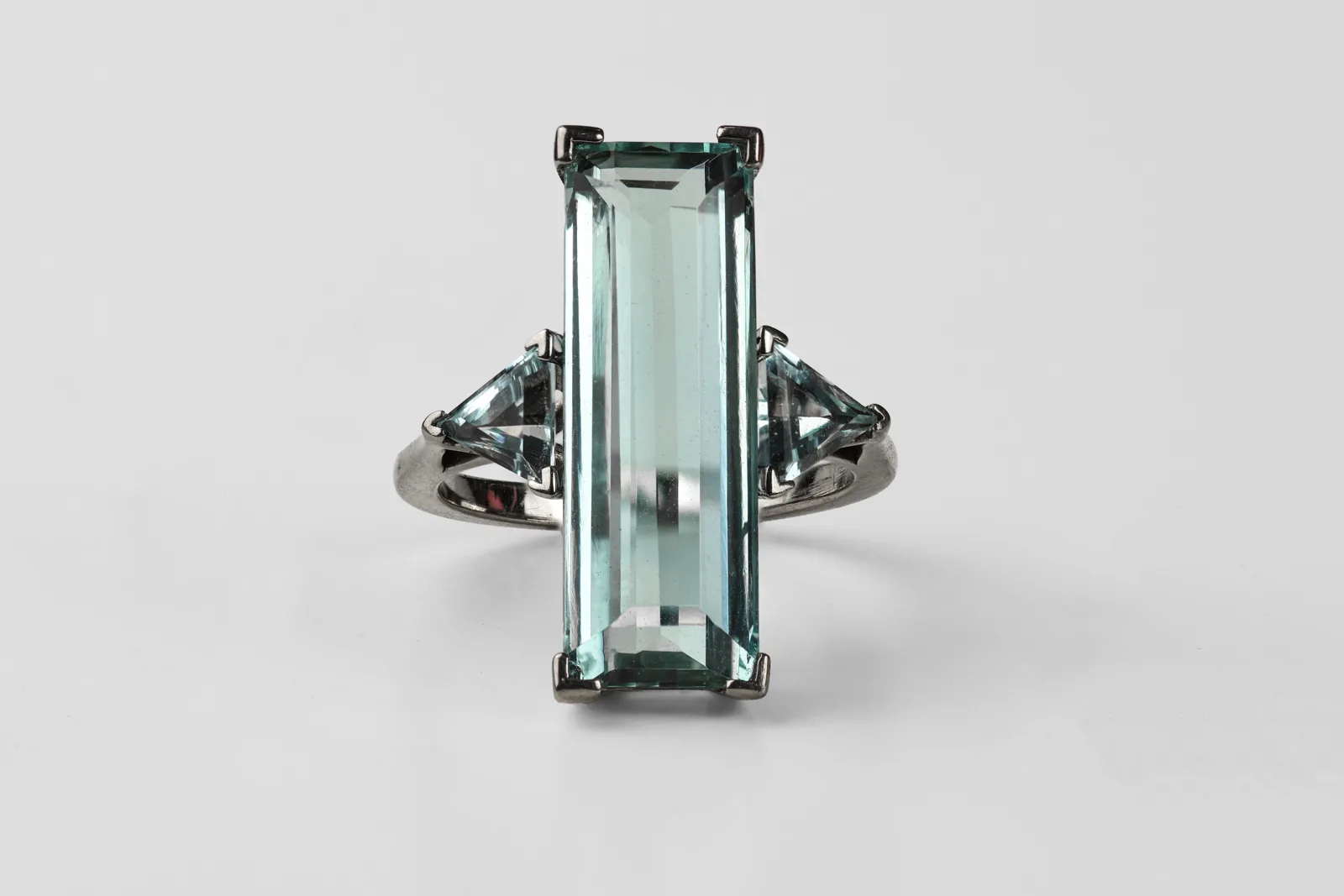 Topaz Trilogy Ring in 18ct White Gold