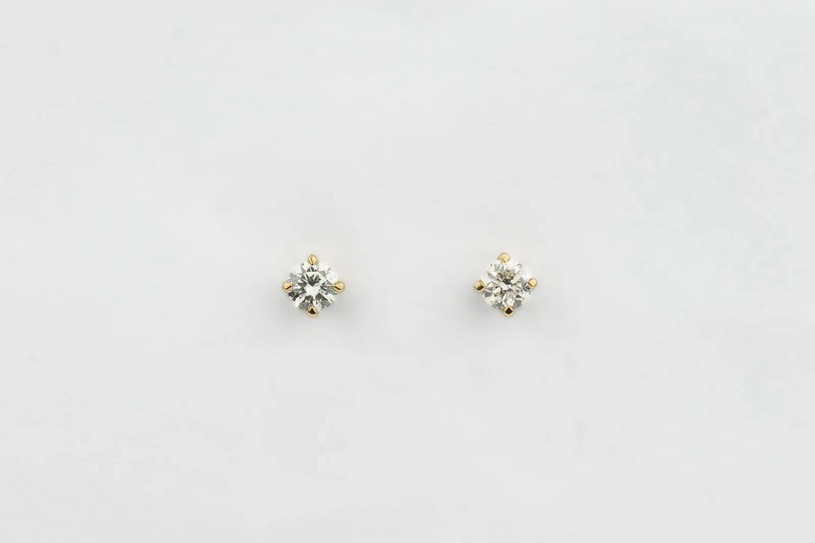 Diamond Solitaire Classic Earrings in 18ct Yellow Gold