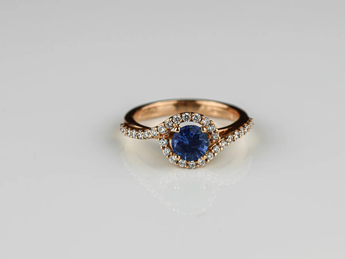 Sapphire & Diamond Cross Over Ring in 18ct Rose Gold