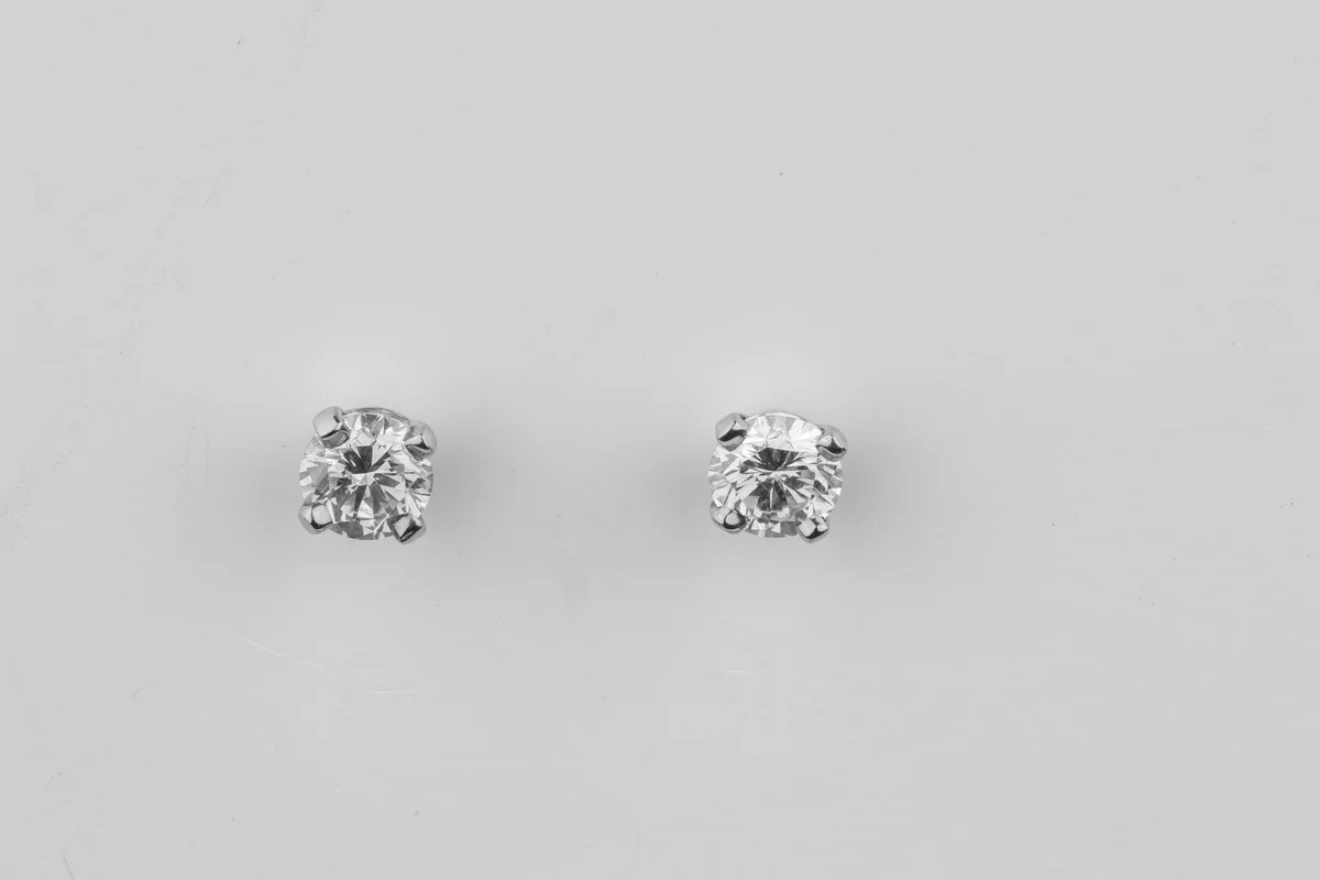 Lab Diamond Solitaire Stud Earrings in 18ct Yellow Gold