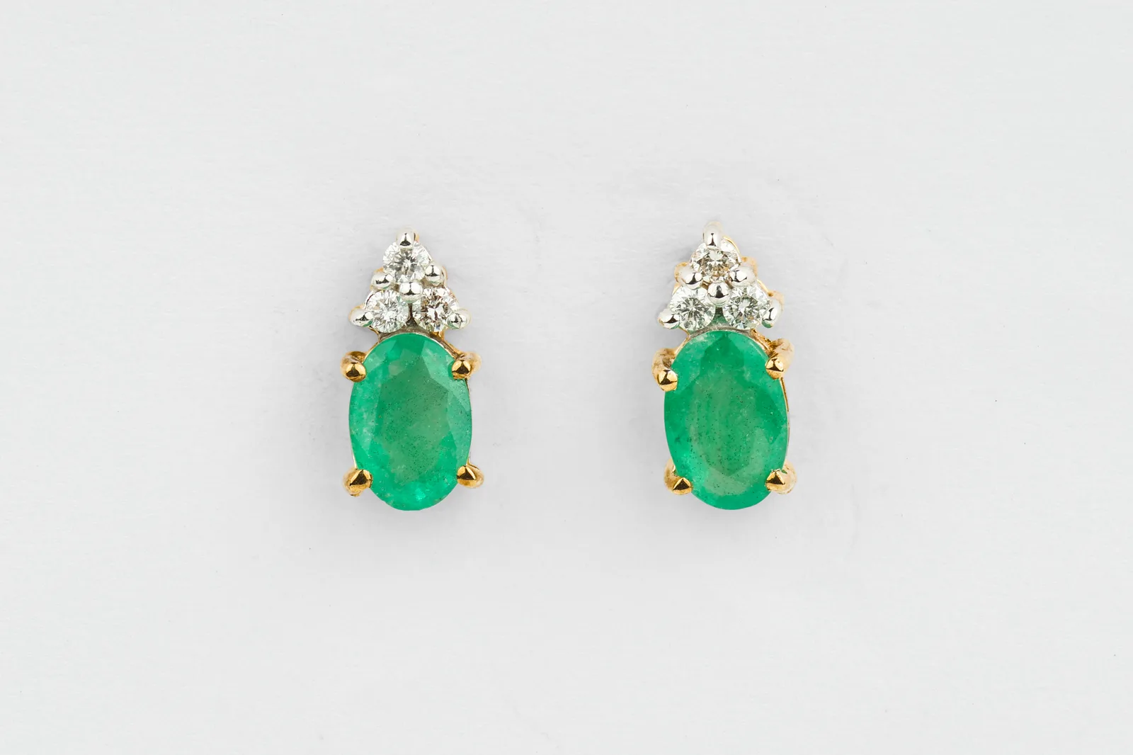 Emerald Stud Cluster Earrings in 9ct Yellow Gold