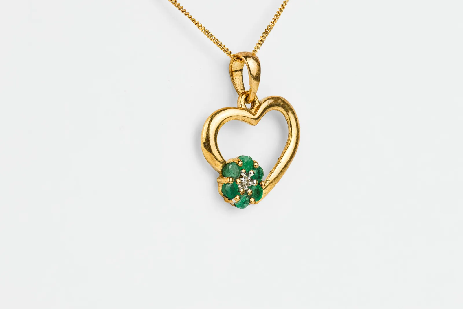 Diamond Heart Pendant in 9ct Yellow Gold
