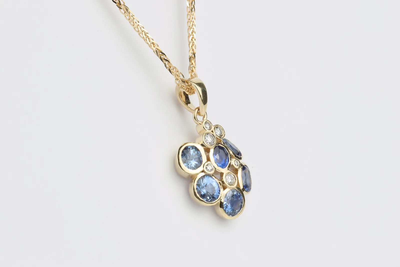 Sapphire Cluster Pendant in 9ct Yellow Gold — view 3